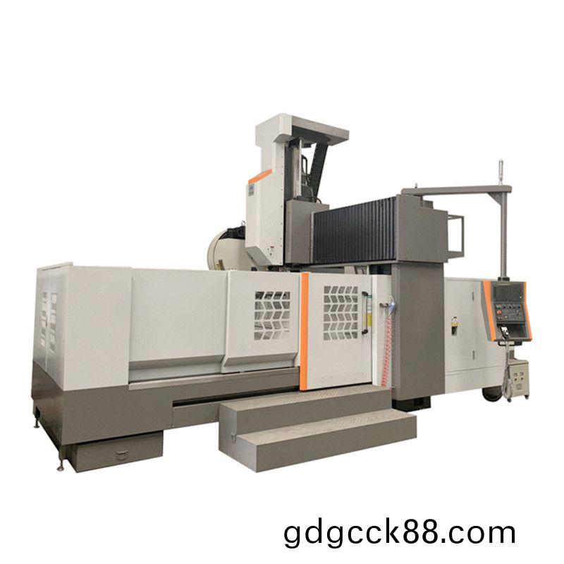 龍(long)門(men)加工中(zhong)心